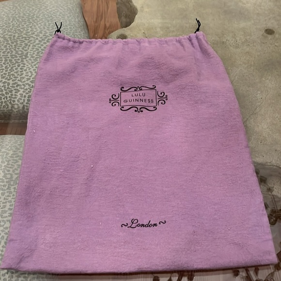 This bag has only been used once and is still is great condition. - Picture 6 of 6